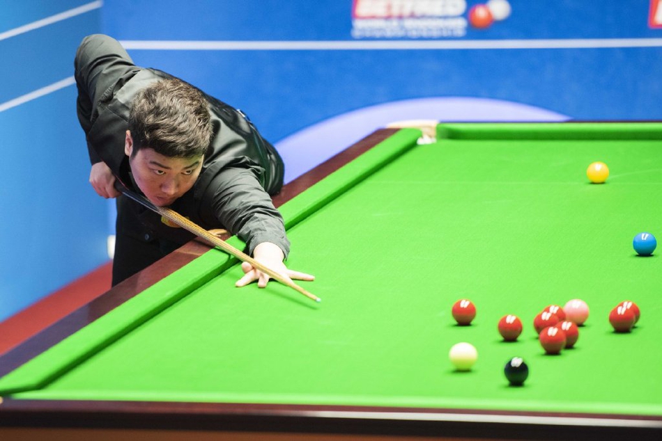 世锦赛颜丙涛5-3领先特鲁姆普