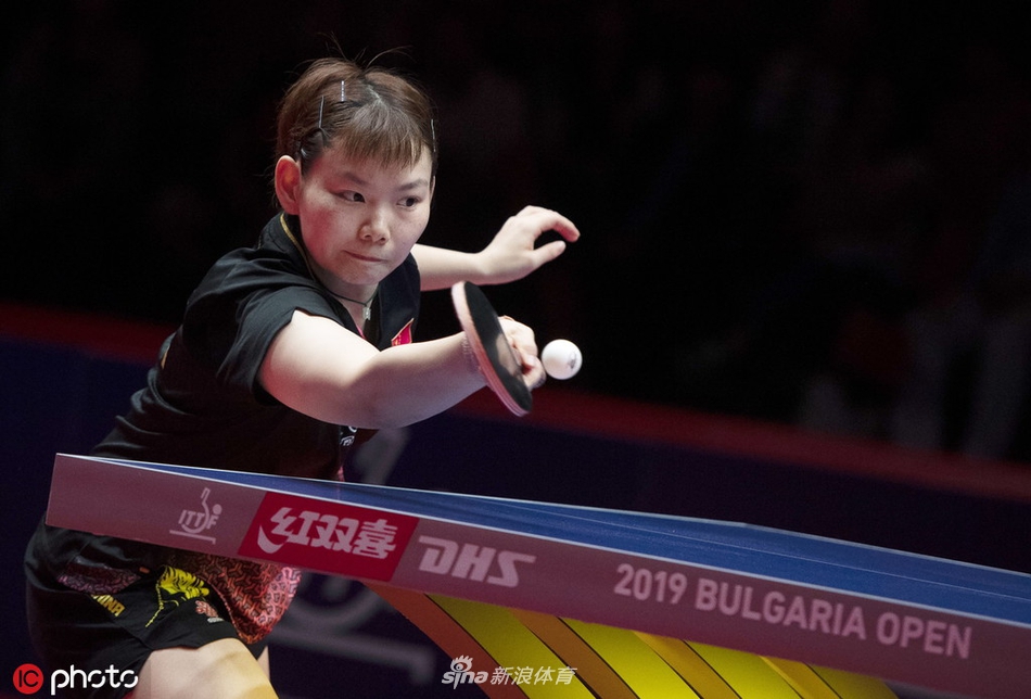 保乒赛何卓佳4-0石川佳纯