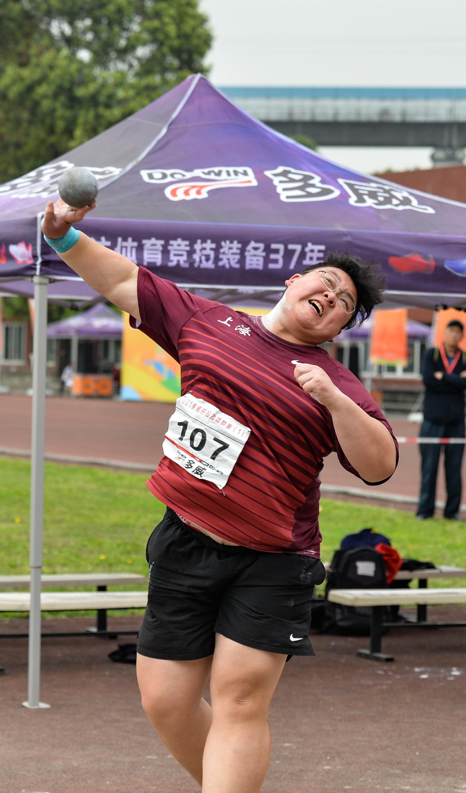 投掷项群赛第一站女子铅球