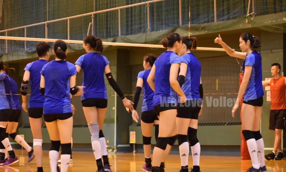 女排札幌第二天训练