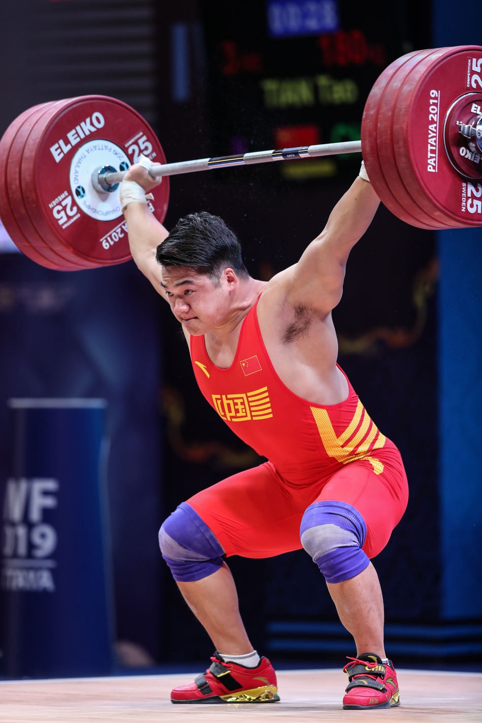 田涛获举重世锦赛2金1银