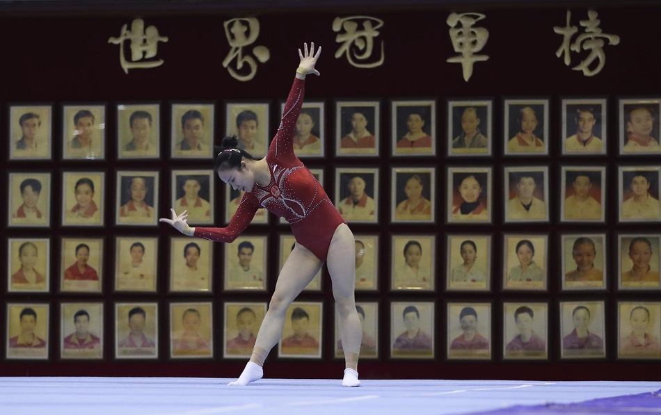 罗欢在自由操测验中