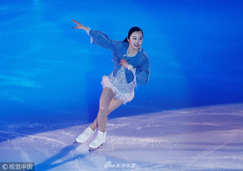 花样滑冰大奖赛法国站表演滑