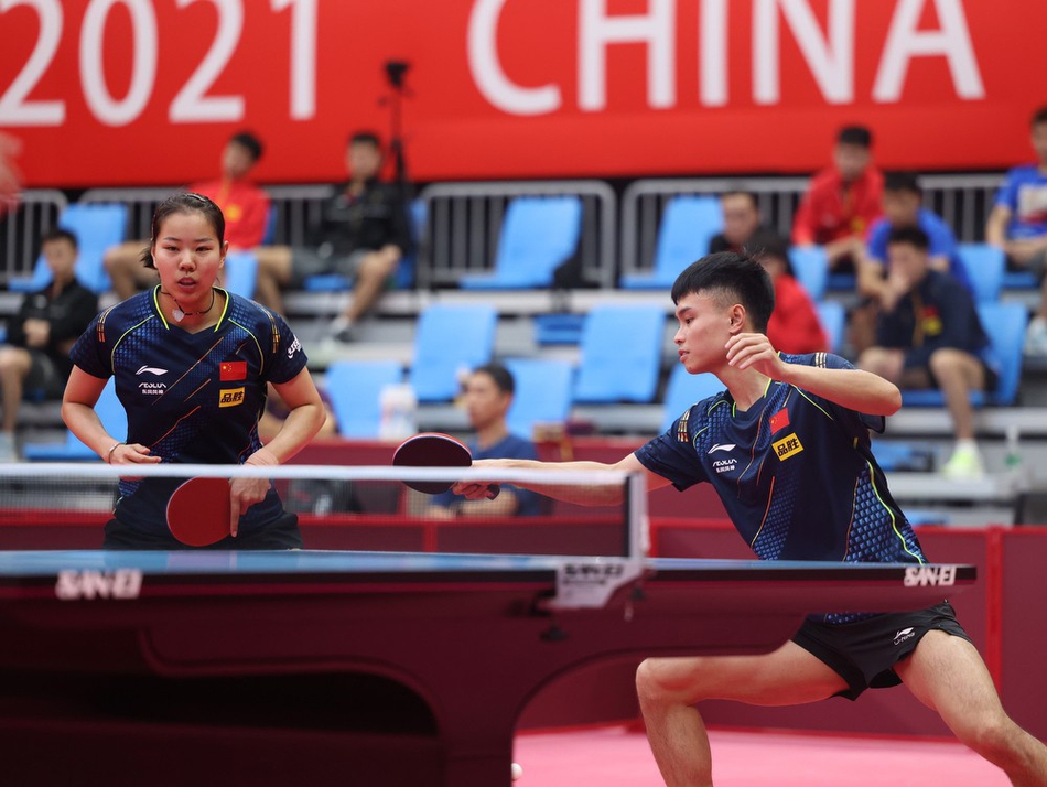 热身赛许昕/刘诗雯全胜夺冠