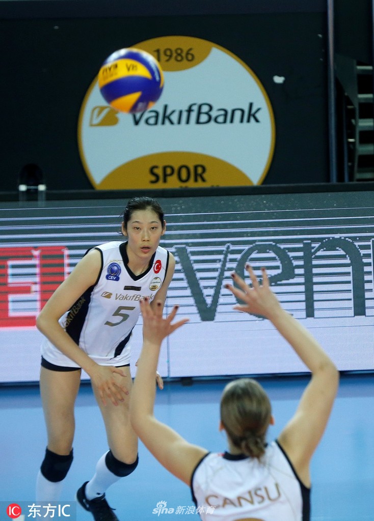 土超朱婷16分瓦基弗3-1