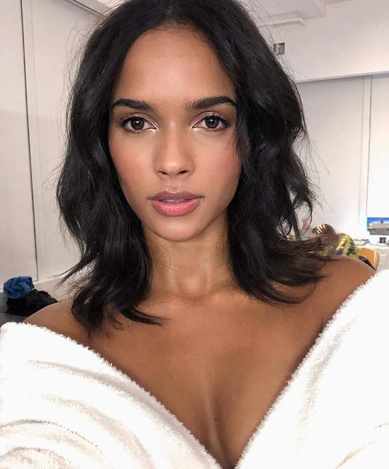 前百米世界纪录保持者鲍威尔大婚