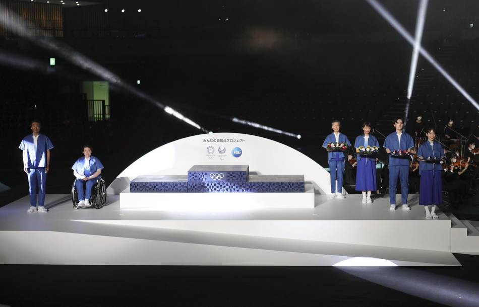 东京奥运会颁奖音乐服装和领奖台亮相