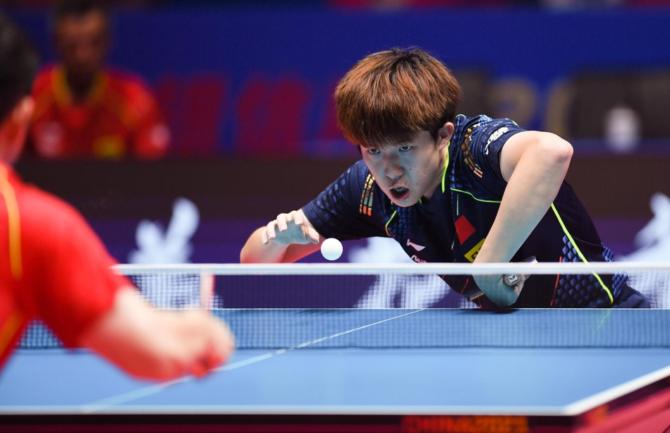 直通赛樊振东4-2王楚钦进决赛