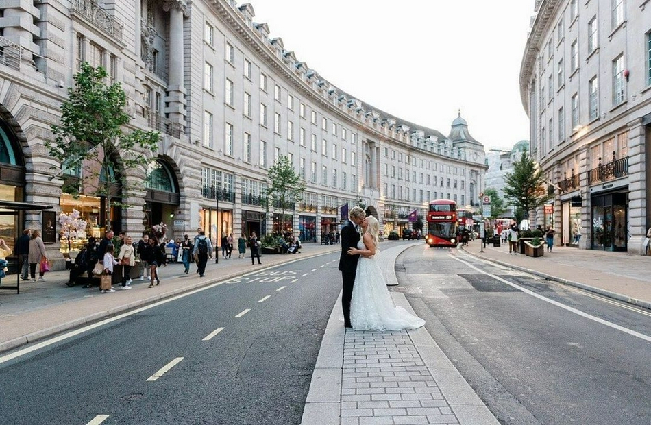 斯诺克三大赛冠军罗伯逊大婚