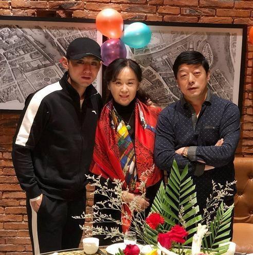 母亲节特刊乒乓球篇 丁宁酷似母亲