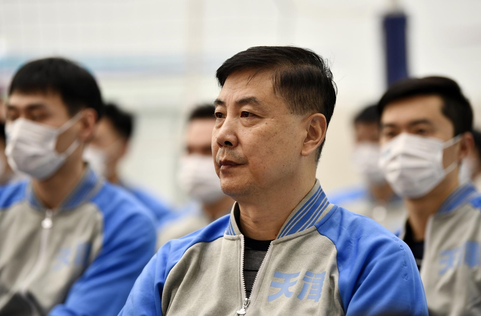 天津男排举行见面会