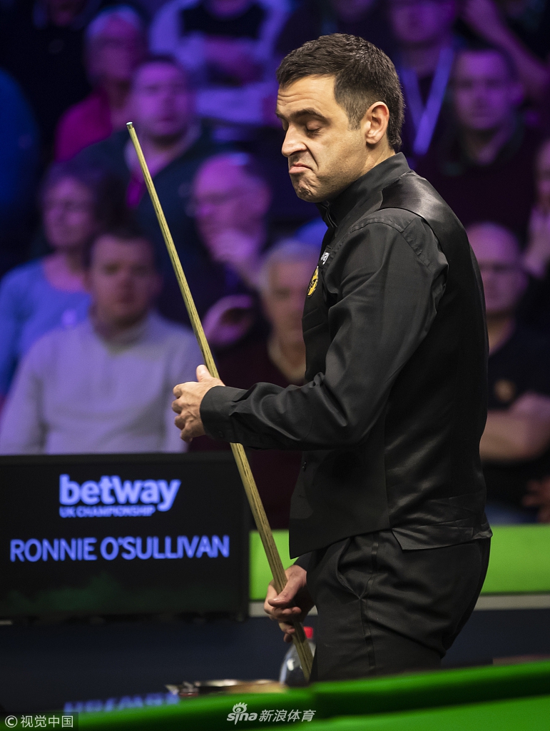 英锦赛第3轮奥沙利文6-0周跃龙