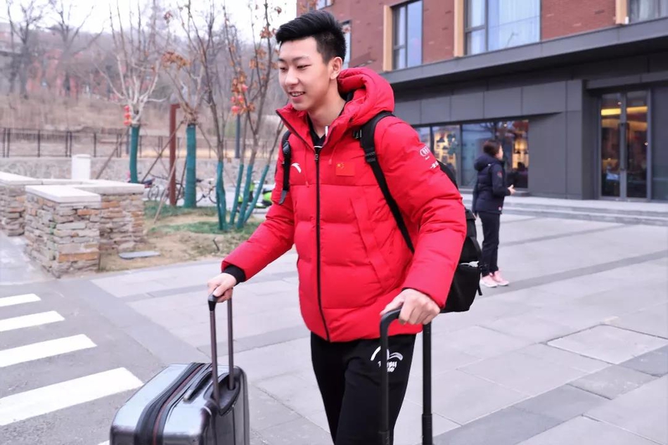 中国短道队出征世锦赛