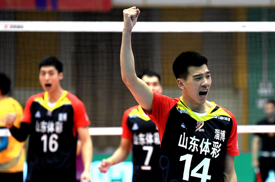 男排联赛：上海3-1山东