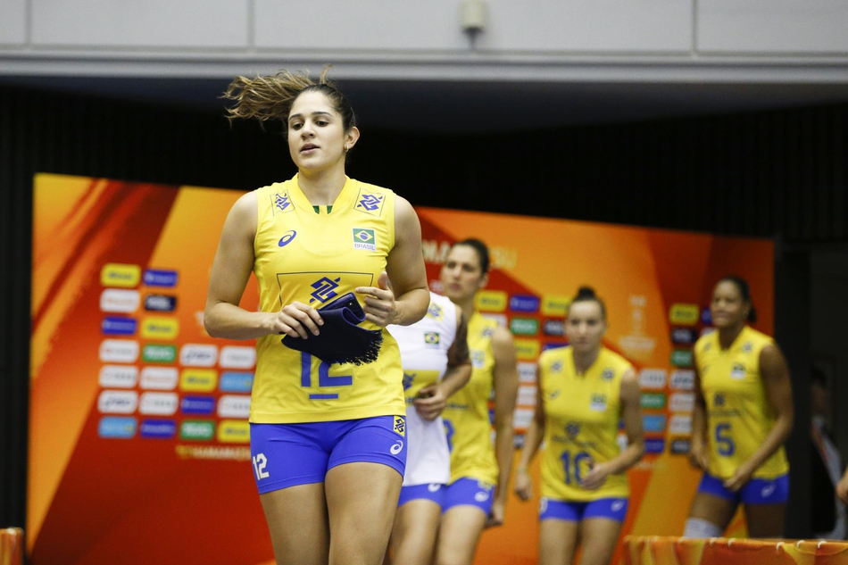 女排世锦赛塞尔维亚3-0巴西