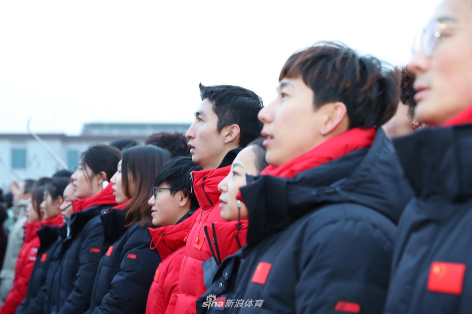 短道队观礼天安门广场升旗仪式