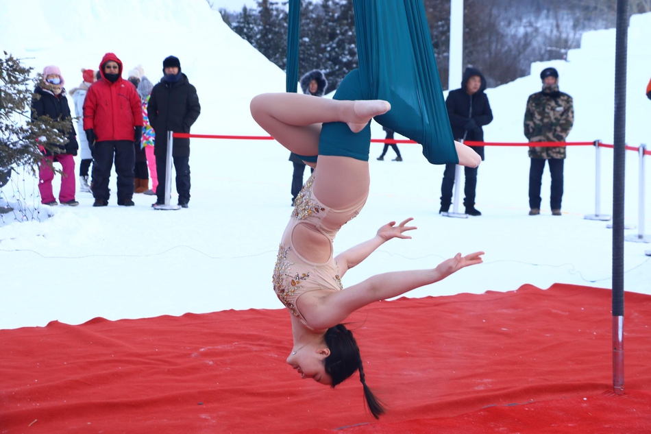 第四届空中舞蹈极寒挑战赛