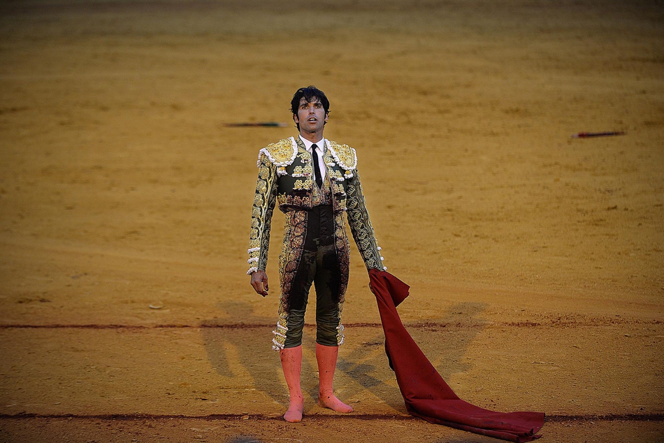 塞维利亚斗牛表演血脉喷张