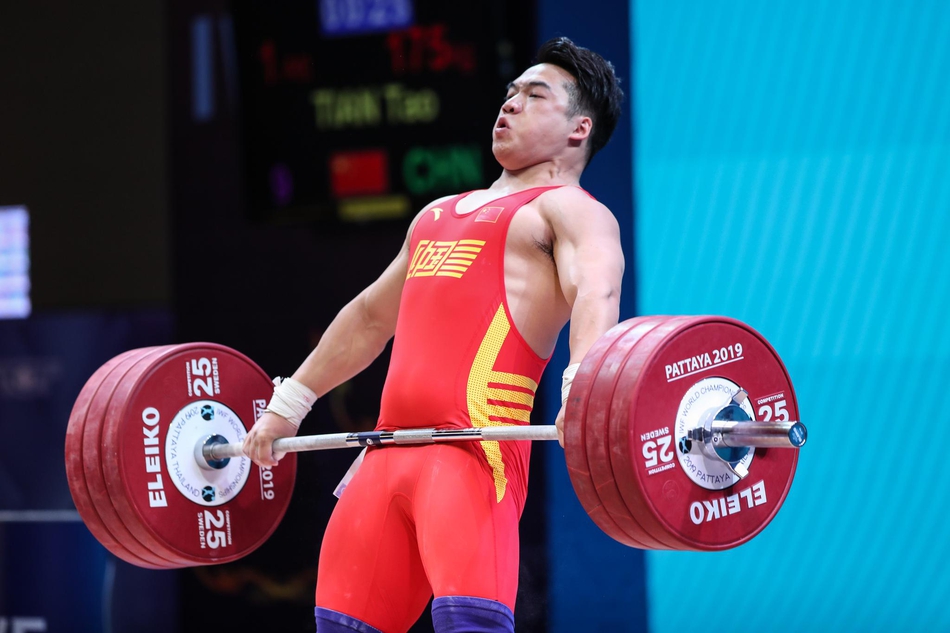 田涛获举重世锦赛2金1银