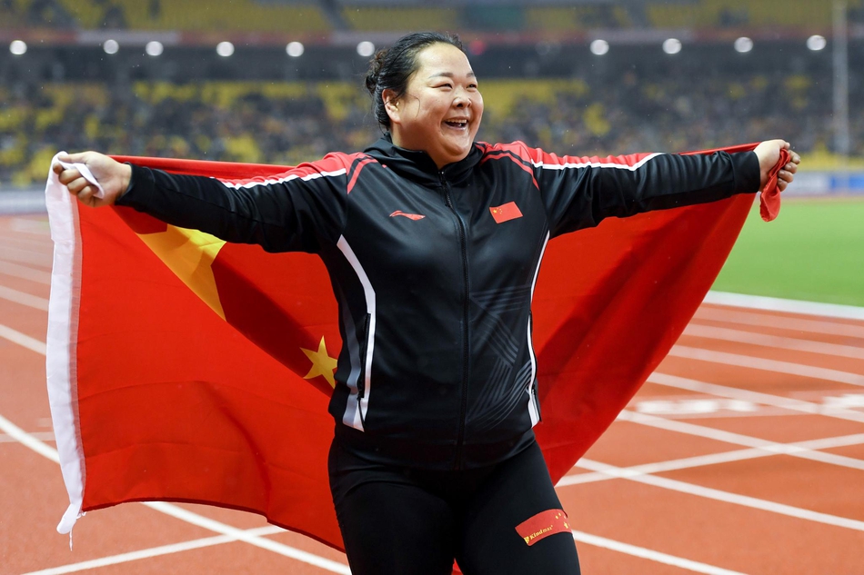 军运会女子链球王峥夺金