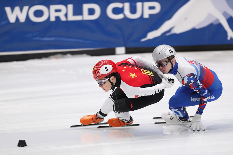 任子威安凯晋级1500米半决赛