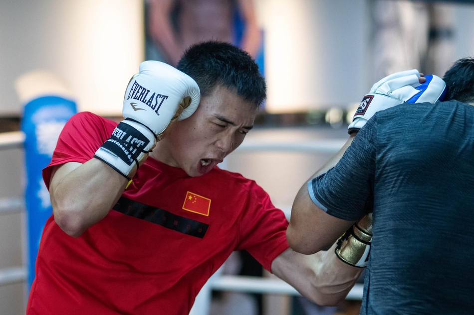 徐灿在昆明训练