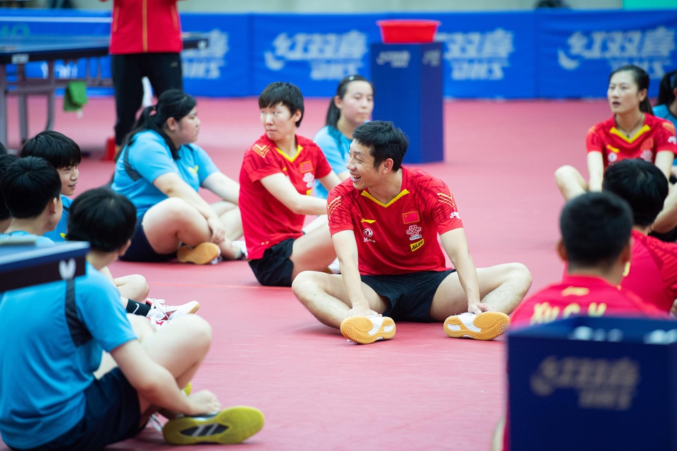 国乒与澳门青少年选手交流