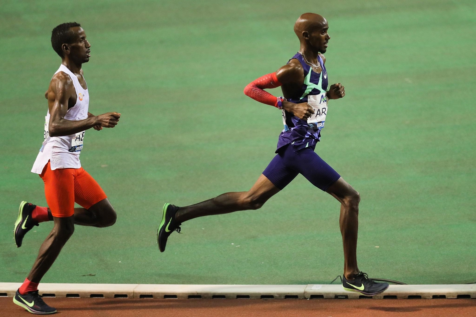 法拉赫破男子一小时跑世界纪录