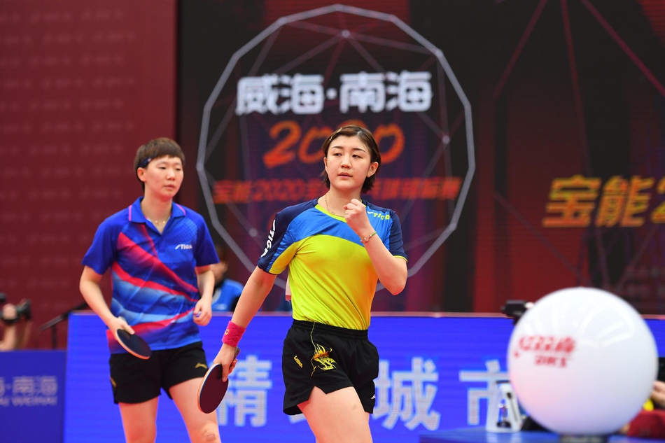 全锦赛陈梦/王曼昱进女双决赛