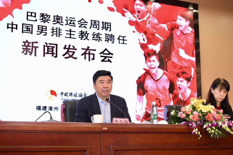 吴胜担任新一届中国男排主教练