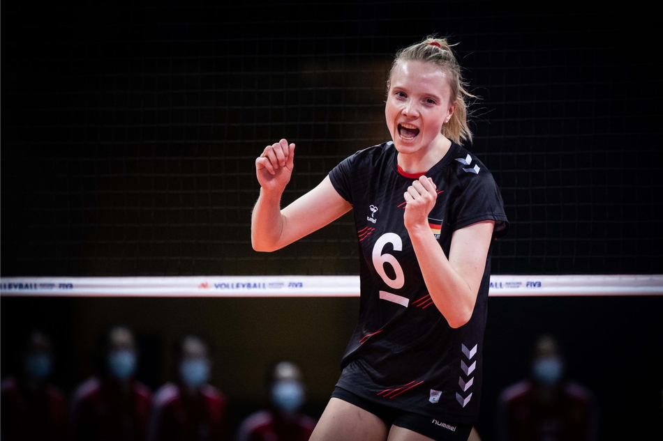 世联中国女排逆转德国