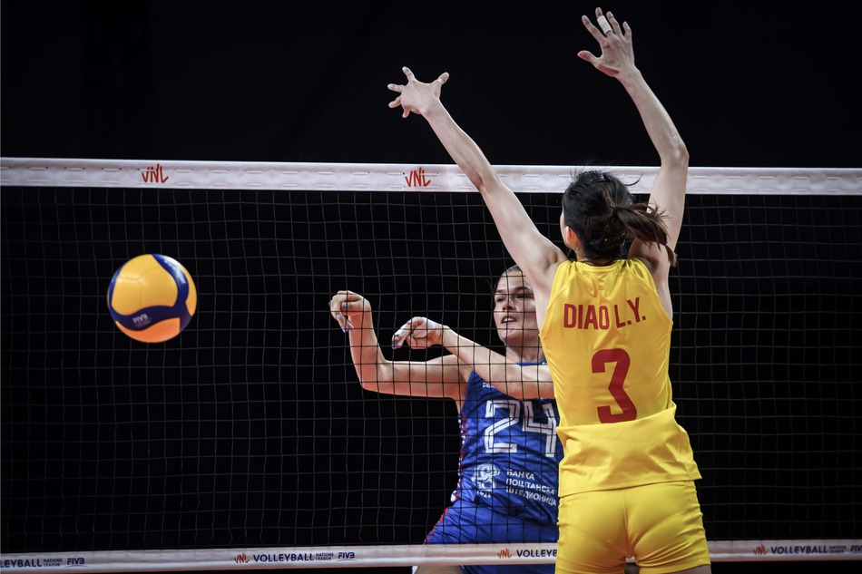 世界联赛中国女排vs塞尔维亚