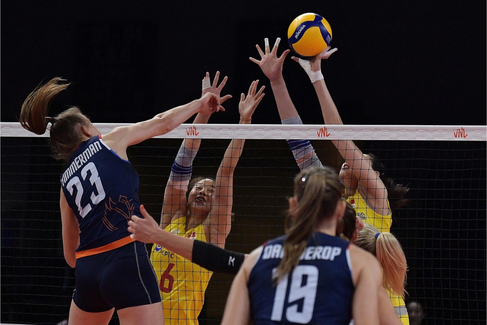 世联中国女排3-0荷兰女排