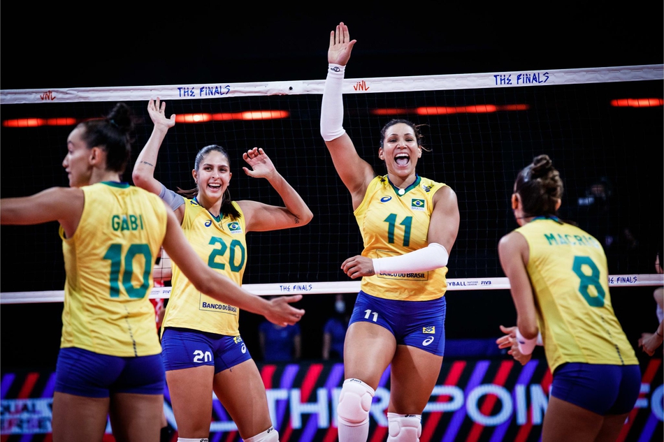 世联巴西女排3-1日本晋级决赛