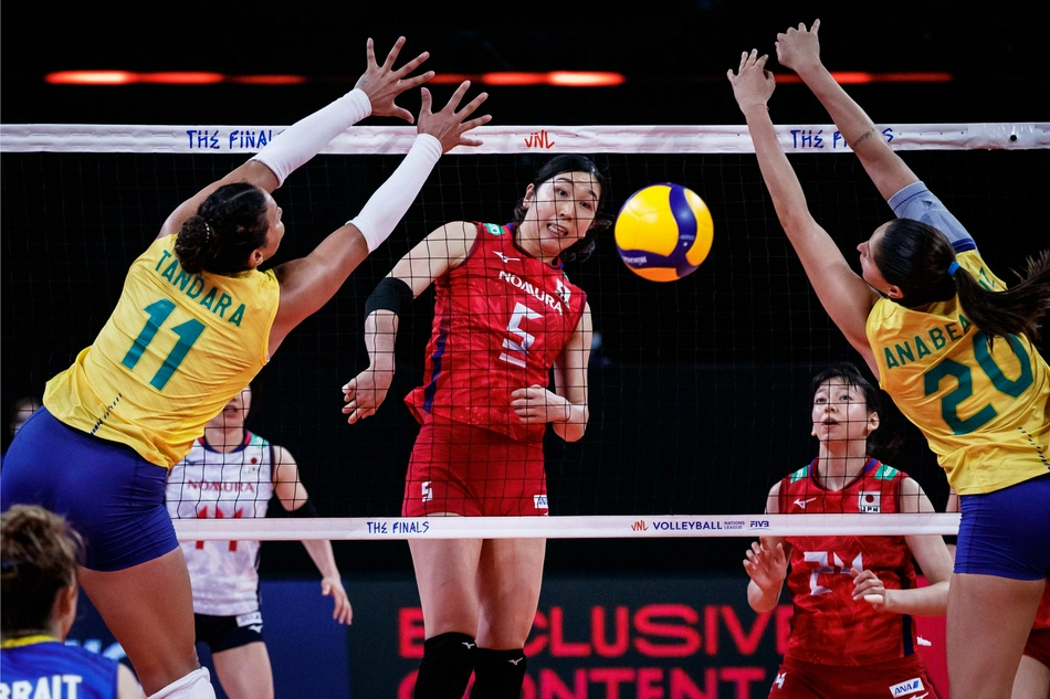 世联巴西女排3-1日本晋级决赛