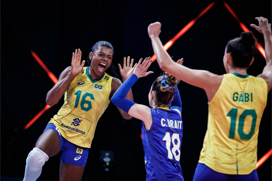 世联巴西女排3-1日本晋级决赛