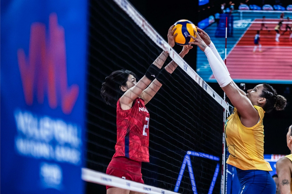 世联巴西女排3-1日本晋级决赛