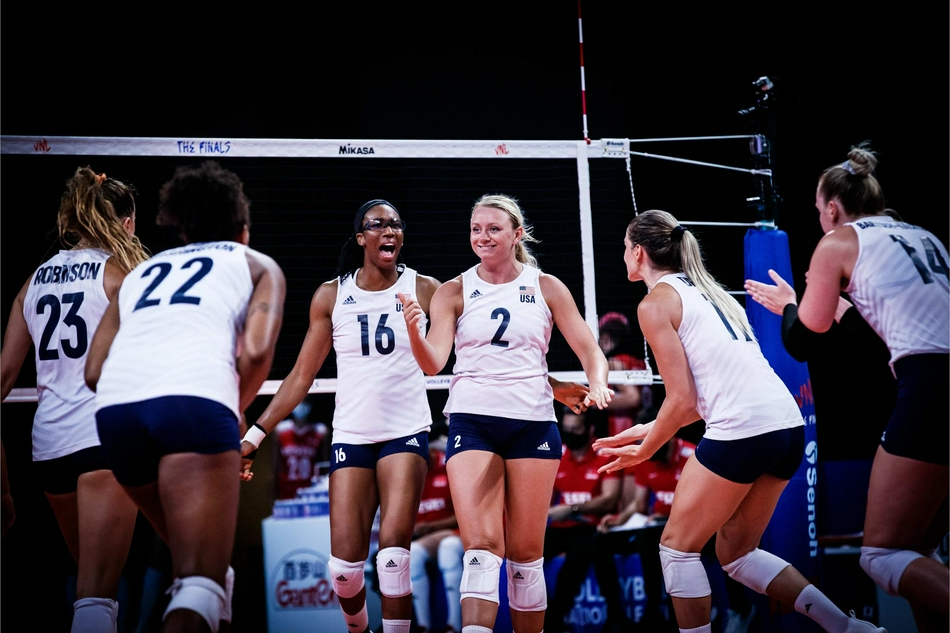 世联美国女排3-0土耳其进决赛