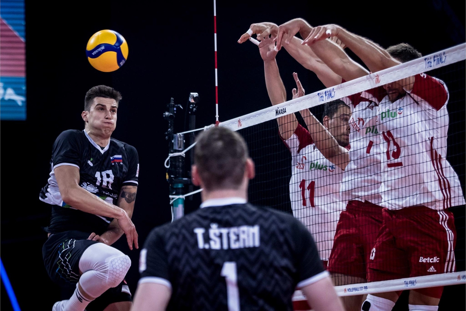 世联波兰男排3-0斯洛文尼亚
