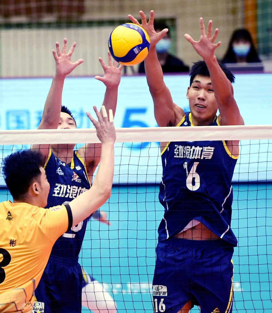 男排超级联赛：四川胜上海