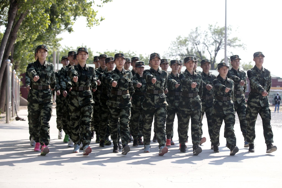 短道队军训闭营仪式在京举行