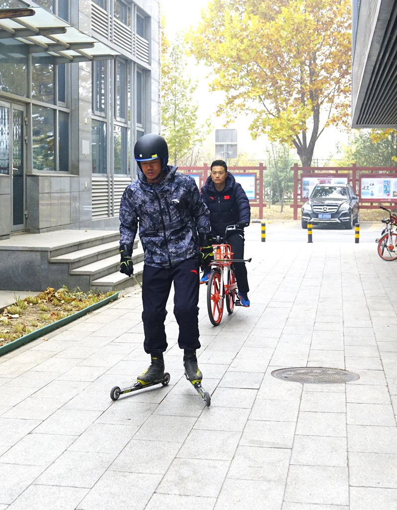 极限跑神陈盆滨跨界越野滑雪