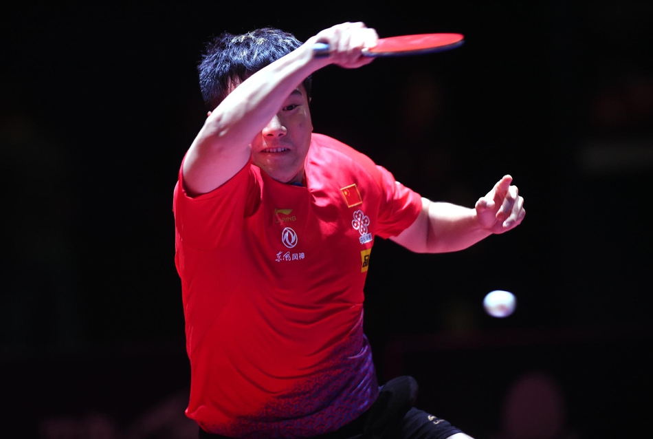 港乒赛梁靖4-0法尔克进四强