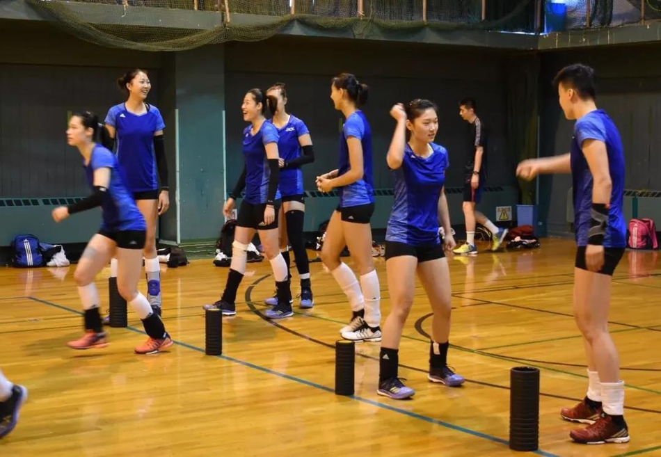 女排札幌第二天训练