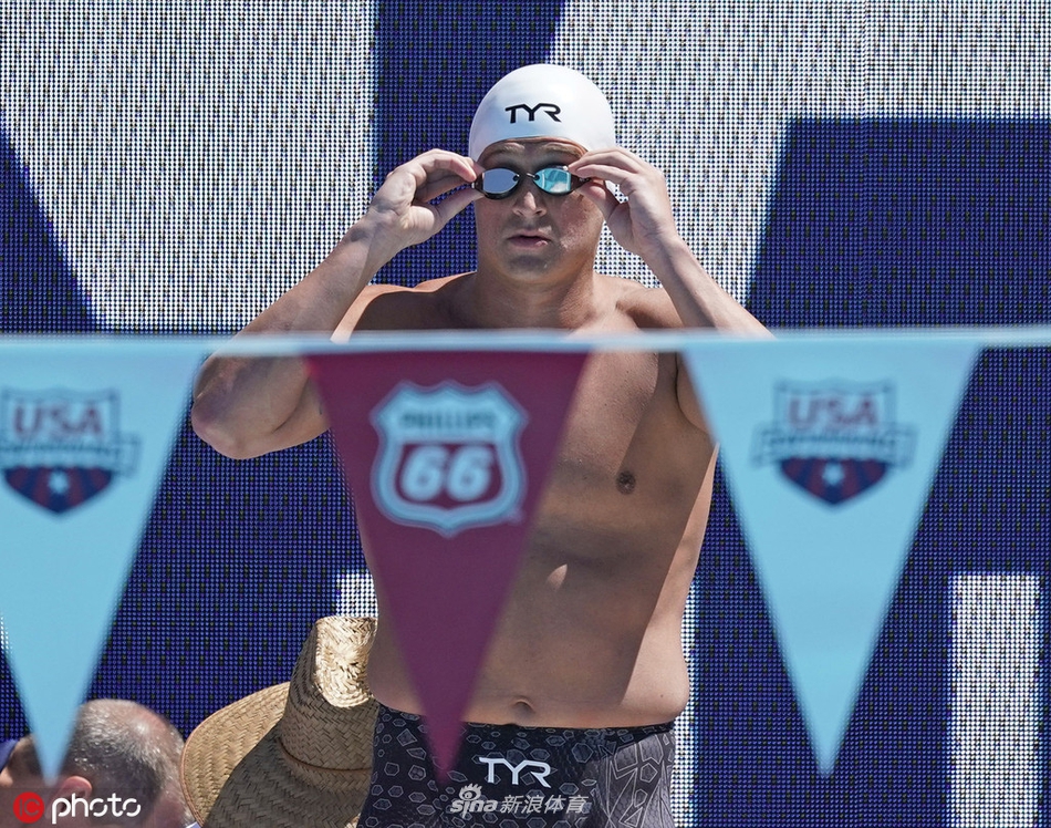 罗切特14个月后解禁复出