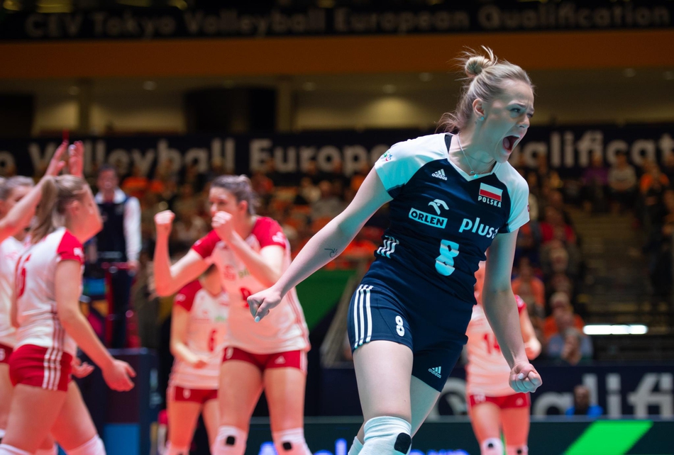 土耳其女排3-2波兰郎平观战