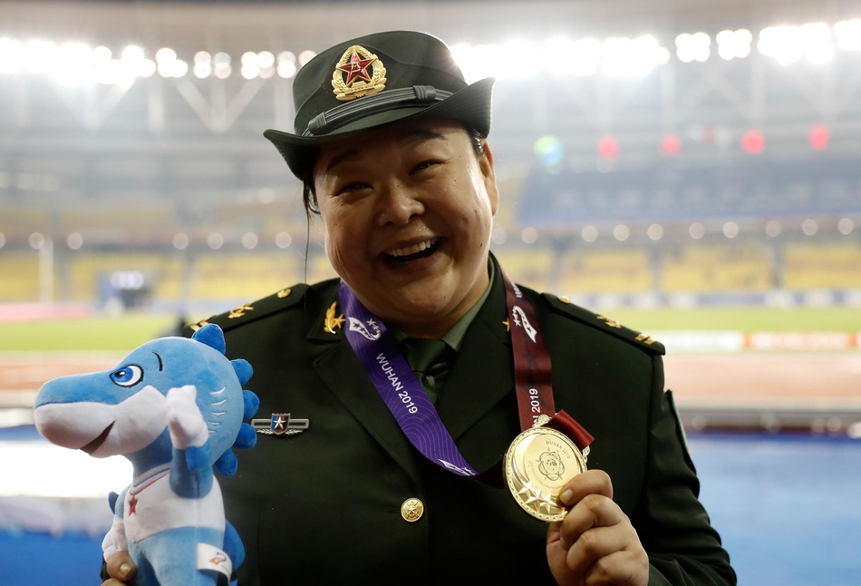 军运会女子链球王峥夺金