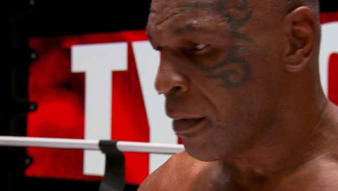 泰森重返拳坛打平小罗伊琼斯