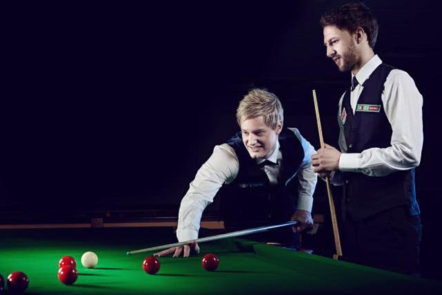 罗伯逊特鲁姆普惺惺相惜