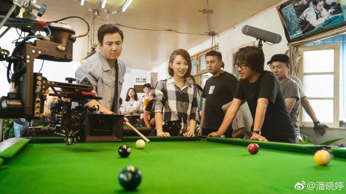 潘晓婷晒《飞驰人生》剧照